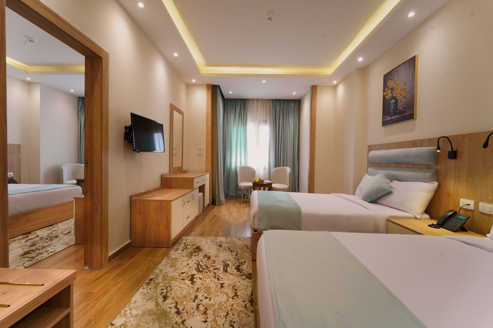 Double bed in Family Suite (Large)
